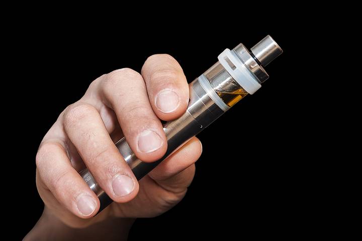 What Are the Different Parts of a Vape Pen? - Divine Magazine